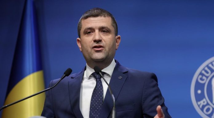 Radu Miruţă: USR crede că trebuie făcut orice sacrificiu pentru ca aceste reforme să meargă mai departe, inclusiv o perioadă de guvernul minoritar PNL-USR