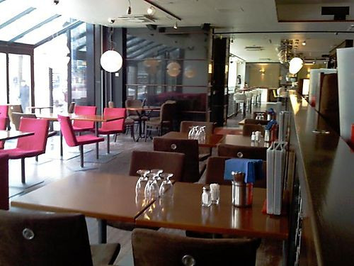Avertisment sumbru. Specialiștii din industrie anticipează că 25% dintre restaurantele din România vor dispărea