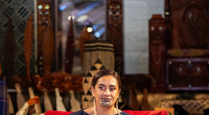 Regina maori Te Arikinui din Noua Zeelandă, primită la Londra de Regele Charles. Imagini fabuloase cu regina maori | FOTO