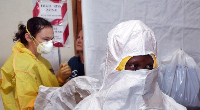 Epidemia de Ebola din Congo se extinde alarmant. Numărul persoanelor suspectate că au contractat virusul a depășit 900