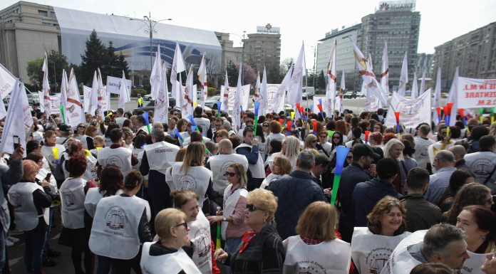 Grefierii condamnă noua lege a salarizării și amenință cu proteste: „Suntem tratați ca o categorie marginală”