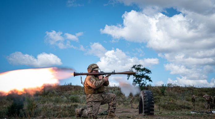 AFP: Ucraina şi Rusia s-au acuzat reciproc de încălcarea armistiţiului anunţat pe linia frontului