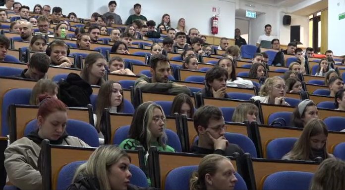 Guvernul a stabilit cifra de școlarizare pentru anul 2026–2027. Vor fi aproape 2.400 de locuri în plus la facultate