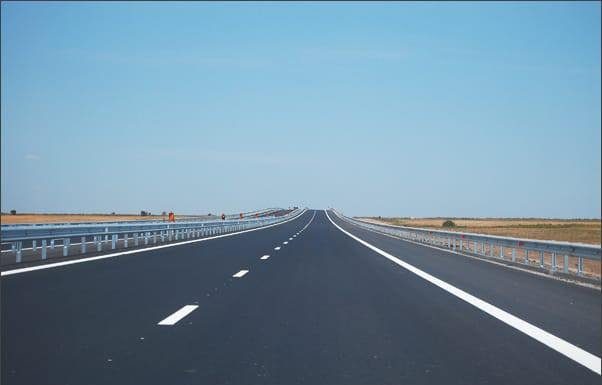 Prima semnătură pentru Autostrada Unirii, proiect de aproape cinci miliarde de lei finanțat prin SAFE