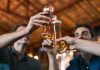Amenzi de până la 4.000 de dolari și chiar închisoare pentru cei care oferă alcool persoanelor sub 21 de ani la Cupa Mondială