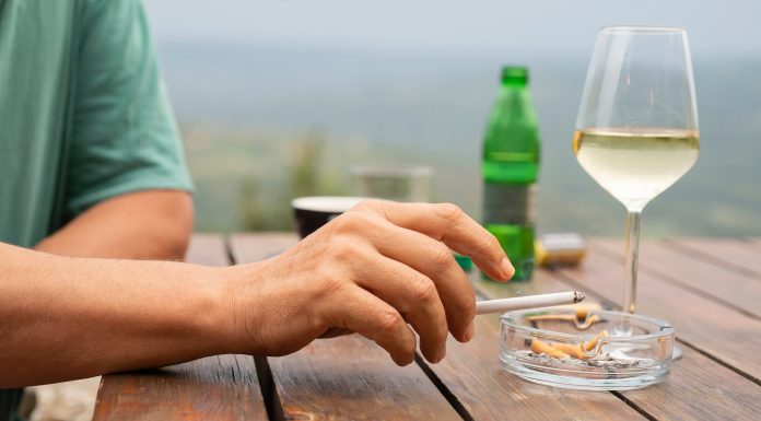 Adicțiile în creier, explicate de medici. Cum apar dependențele de droguri, alcool și jocuri de noroc