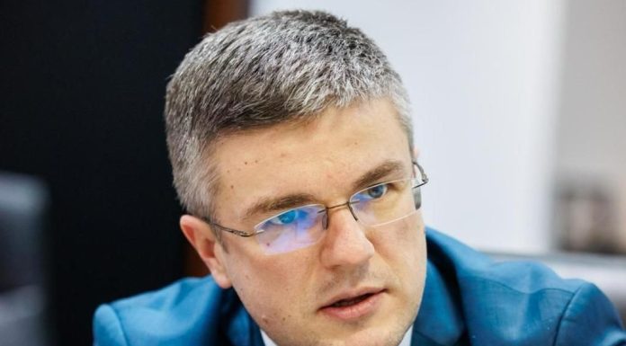 Irineu Darău anunţă că a fost demis preşedintele Autorităţii pentru Digitalizarea României: Nu se mai poate continua cu frâna de mână trasă în digitalizarea României