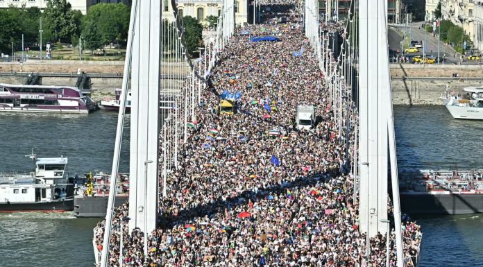 Autoritățile din Ungaria permit parada Pride în Budapesta după ce anul au încercat să o blocheze la ordinul guvernului Orbán