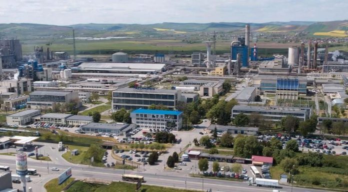 Ilie Bolojan: Una dintre negocierile importante din ultimele luni a vizat salvarea Azomureş, prin Romgaz. Este un pas important pentru a reporni industria de îngrăşăminte chimice din România, esenţială pentru agricultură şi pentru economia noastră