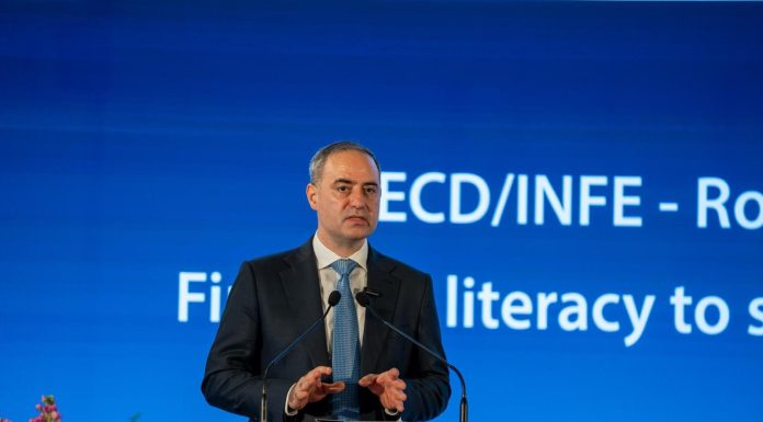 Alexandru Nazare: Consolidarea fiscală nu se opreşte în 2026. Ea trebuie dusă mai departe, în anii următori, cu consecvenţă, responsabilitate şi seriozitate. România nu îşi mai permite paşi înapoi