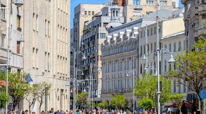Primăria Bucureşti: Nu vrem să creăm haos în oraş! Weekend-ul acesta, renunţăm la ”Străzi deschise” / Alte două mari evenimente au loc în Capitală, fiind impuse restricţii de trafic / 30 de linii de transport în comun, deviate