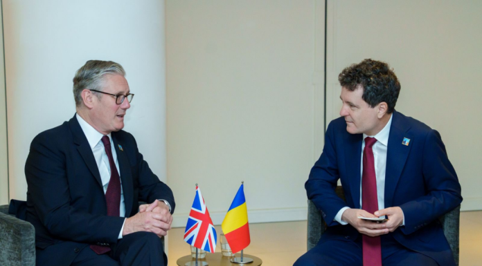 Marea Britanie pe urma României: dobânzile cresc și lira scade pe fondul crizei politice