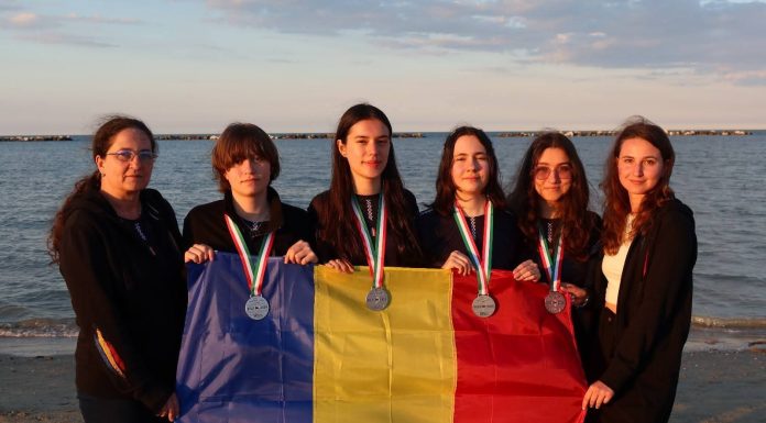 România a obţinut patru medalii la Olimpiada Europeană de Informatică pentru Fete – Au participat 251 de concurente din 68 de ţări