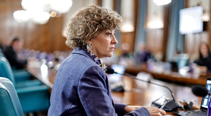 Oana Gheorghiu: O companie poate supravieţui mult timp pe subvenţii, dar nu poate supravieţui la infinit fără deciziile necesare / Cazul Metrorex: Deficit de 1,17 miliarde de lei, angajări doar cu acordul sindicatului, promovări doar din interior