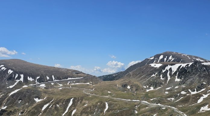 FOTO Circulația pe Transalpina a fost redeschisă, dar cu excepții