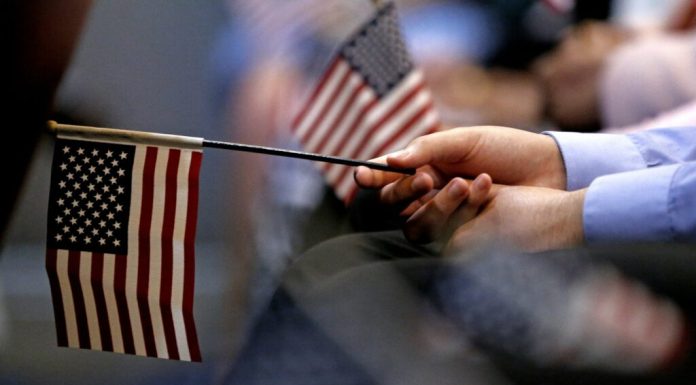 Administrația Trump trimite solicitanții de green card înapoi acasă până la aprobarea documentelor