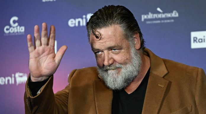 Filmările unui film nou cu Russel Crowe, oprite din cauza riscului de pestă porcină