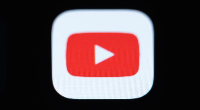 YouTube va eticheta automat videoclipurile generate cu AI. Noile marcaje vor fi mai vizibile pe Shorts și clipurile lungi