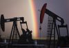 Prețul petrolului în scădere, pe fondul unui posibil acord între SUA și Iran