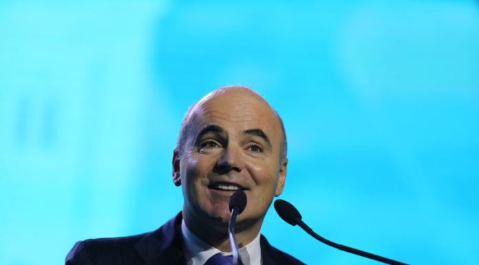 Rareș Bogdan: România poate deveni „El Dorado investițional”, dar este blocată de „prostie și jocuri politice mărunte”