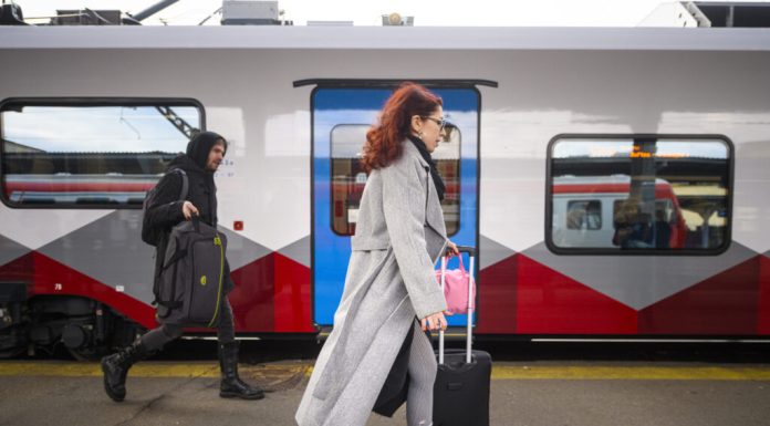 Mai multe trenuri internaționale către Ungaria vor fi înlocuite cu autobuze pe un segment maghiar