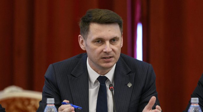 Gândul: Nr. 2 în stat, Mircea Abrudean, ar fi făcut nuntă după 7 ani de căsnicie, cu participarea lui Ilie Bolojan. Locația, deținută de „băieții deștepți din energie”