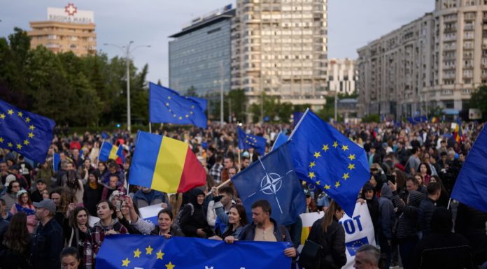 Marș pro-Europa la București de 9 Mai. Organizatorii cer susținerea democrației și a parcursului european al României