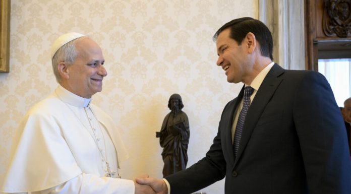 Marco Rubio susține că vizita la Vatican nu are ca scop împăcarea administrației cu Papa Leon al XIV-lea