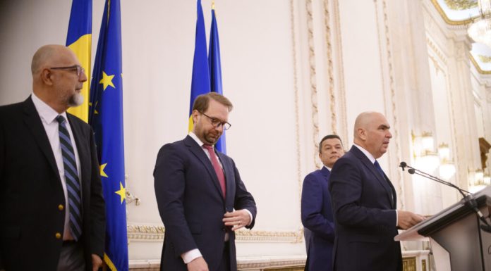 PSD, PNL, USR și UDMR au semnat un acord pentru adoptarea noii legi a salarizării în sectorul public până la finalul sesiunii parlamentare