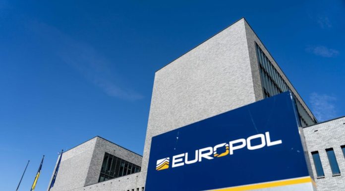 Europol a blocat peste 14.000 de conturi și postări asociate Gărzilor Revoluționare din Iran în 19 țări