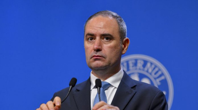 Nazare, despre discuțiile de la Washington cu reprezentanții Pfizer: Ne dorim convertirea sumei în produse medicale care să fie utile României