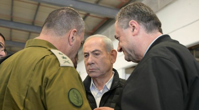 Israelul se apropie de alegeri anticipate. Netanyahu încearcă să-și salveze guvernul, scutind ultraortodocșii de armată