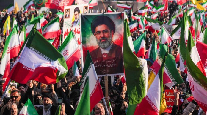 Președintele Iranului susține că s-a întâlnit cu Mojtaba Khamenei. Ayahollahul nu a fost văzut în public de la numirea sa