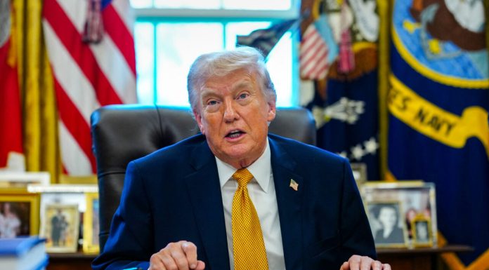 Trump va efectua controlul medical anual, după controversele legate de vânătăile vizibile și folosirea excesivă a machiajului