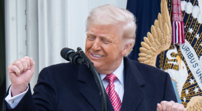 Avionul Boeing 747 oferit lui Donald Trump, care urmează să servească drept Air Force One temporar, este operațional