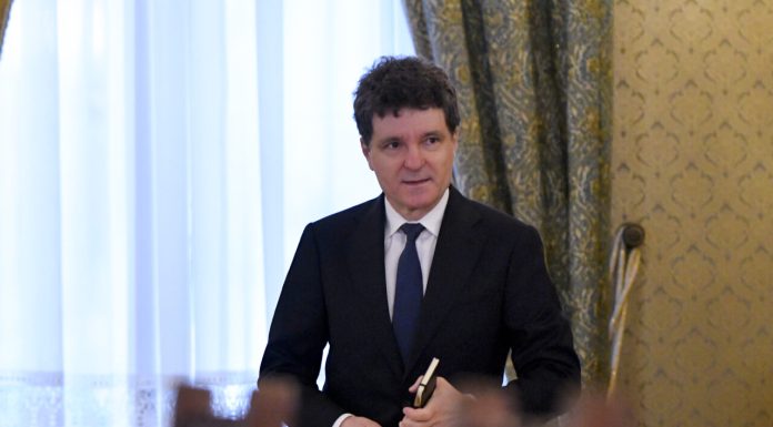 Momentul T-Zero pentru un nou guvern. Nicușor Dan discută astăzi cu partidele parlamentare pentru desemnarea candidatului de premier. Cine merge la consultări și la ce ore