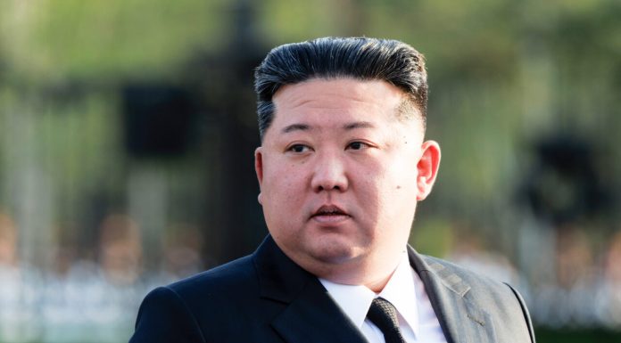 Coreea de Nord va lansa un atac nuclear în cazul în care Kim Jong-un va fi ucis. Liderul de la Phenian a modificat Constituția
