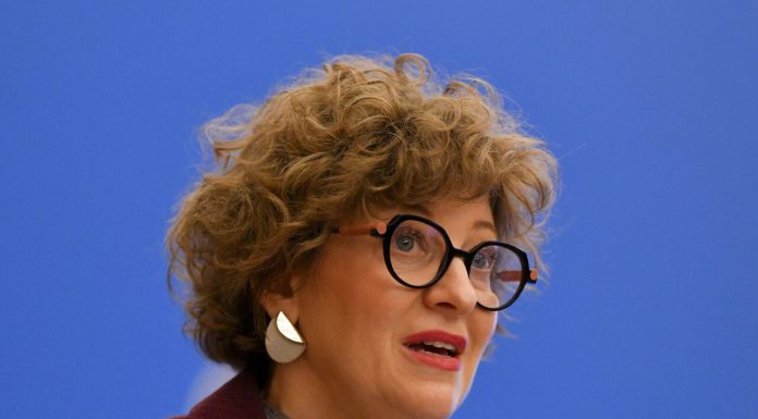 Oana Gheorghiu face „rechizitoriul” Metrorex: „Managementul a tolerat ani întregi un sistem rigid, închis și tot mai greu de reformat” / Ce măsuri anunță vicepremierul
