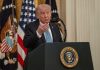 Trump suspendă planul de a ghida nave prin Strâmtoarea Ormuz, invocând progrese în negocierile cu Iranul