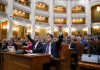 Parlamentul României a eliminat E-factura pentru drepturile de autor și agricultori. PSD a votat împreună cu PNL