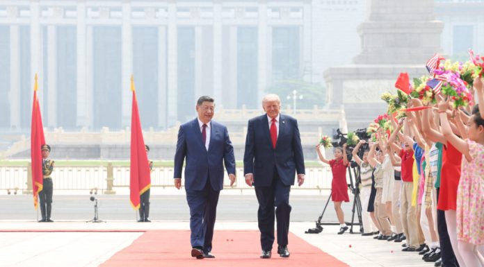 Vizita lui Trump în China: Discuțiile cu Xi Jinping, despre cooperarea economică și Strâmtoarea Ormuz / Trump îl invită pe liderul chinez să viziteze Casa Albă