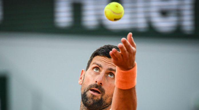 Djokovic sărbătorește prima victorie la Roland Garros și stabilește un nou record