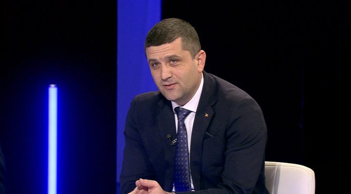 Radu Miruță (USR), înainte de moțiune: Trebuie făcut orice sacrificiu ca reformele să meargă mai departe, inclusiv un guvern minoritar