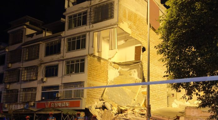 Cutremur puternic în China: cel puțin doi morți, clădiri prăbușite și peste 7.000 de locuitori evacuați din Liuzhou