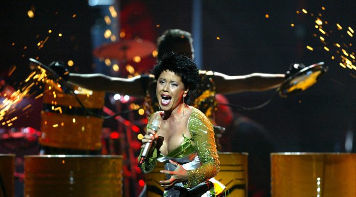 Topul celor mai bune prestații ale României la concursul Eurovision. Alexandra Căpitănescu este calificată în marea finală de astăzi