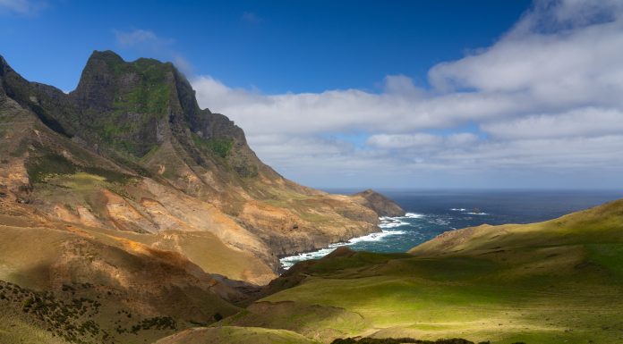 Vânătoare de comori pe insula Robinson Crusoe, în Chile. Miza: un tezaur estimat la 40 de miliarde de dolari