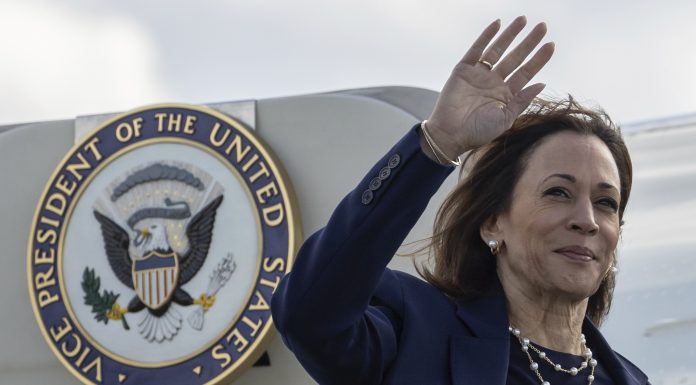 Democraţii au publicat „autopsia” înfrângerii suferite la alegerile prezidenţiale din 2024 de Kamala Harris, ținută până acum la secret