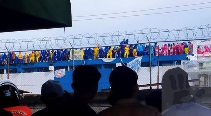 Haos într-o închisoare din Venezuela: sute de deținuți au preluat controlul și au denunțat practicile de „tortură”