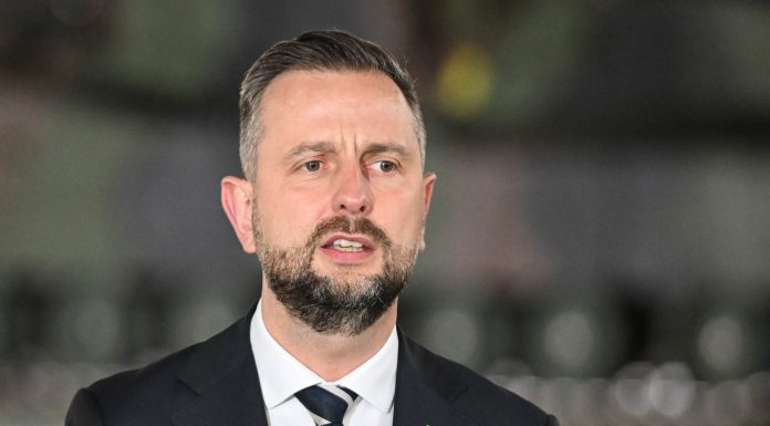 Ministrul polonez al Apărării a vorbit cu șeful Pentagonului despre reducerea capacității militare americane în Polonia. Ce s-a decis