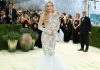 La 3 luni după căzătura gravă de la JO Milano-Cortina și mai multe operații, Lindsey Vonn a mers fără cârje la Met Gala